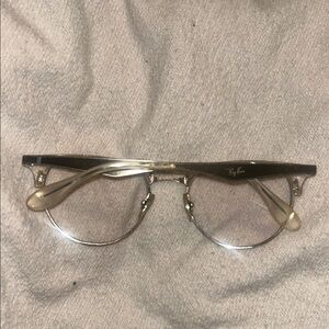 Ray-Ban polushed metal frames Eyeglasses/unisex